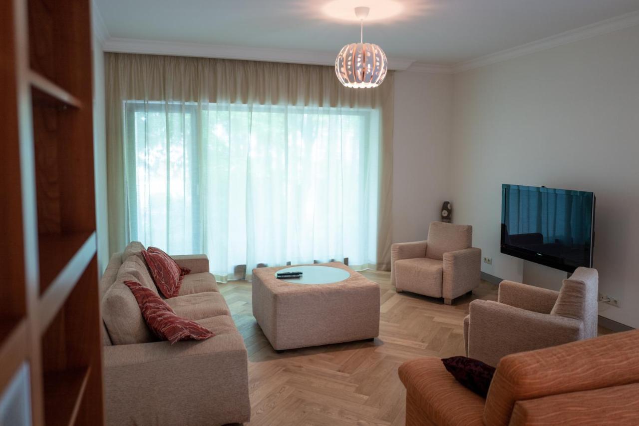 Villa Lido Apartments Jūrkalne Exteriör bild
